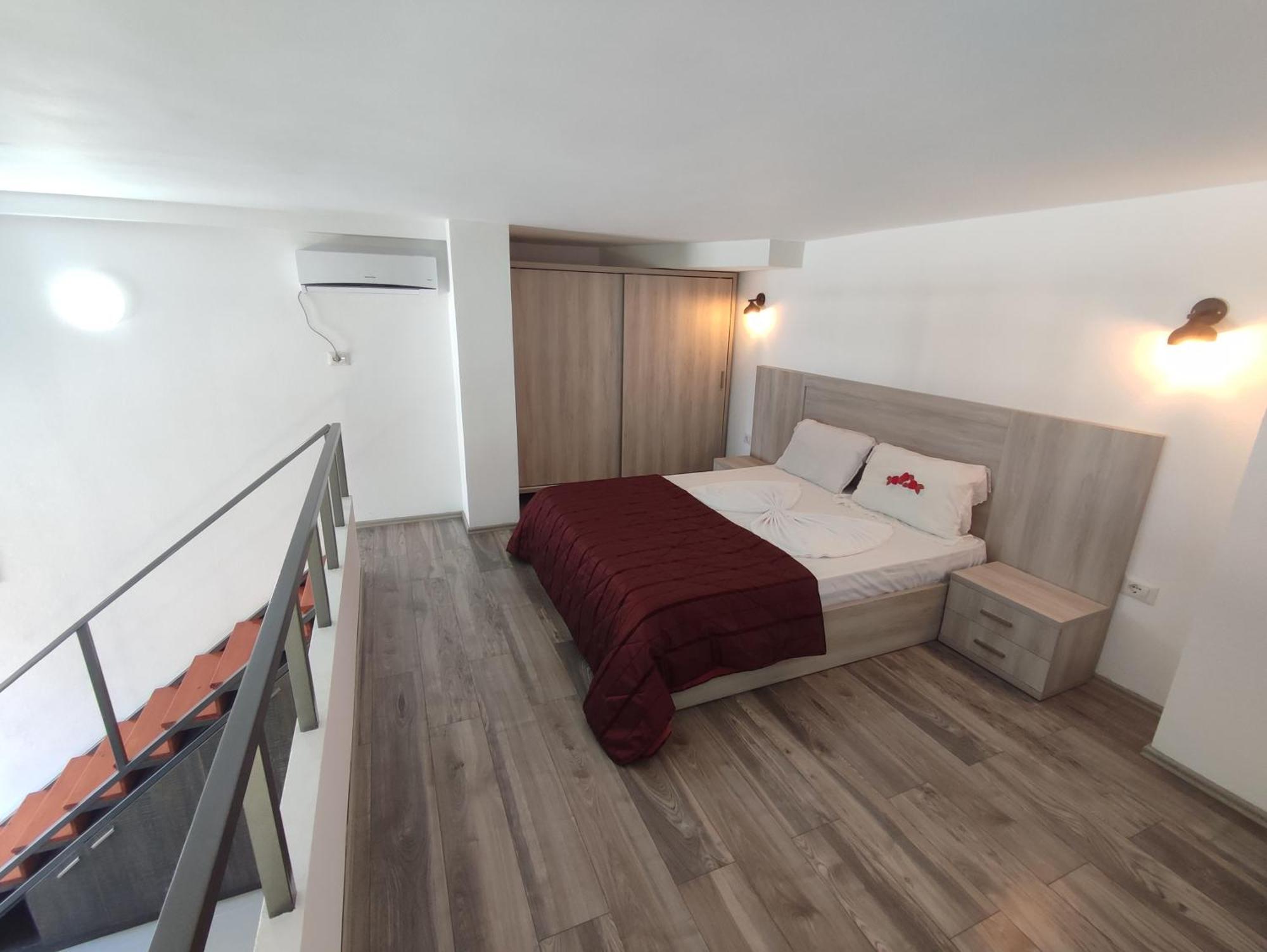 Summer Gate Apartment Sarandë Exterior foto